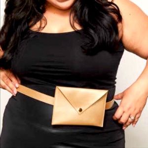 Belted Bag For The Woman On The Go